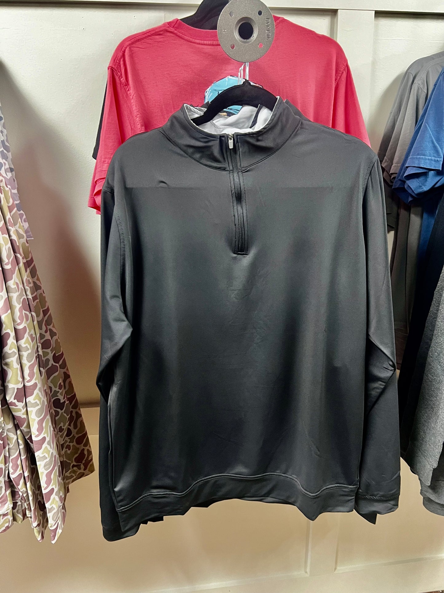 Men’s 3/4 Zip Black Pullover