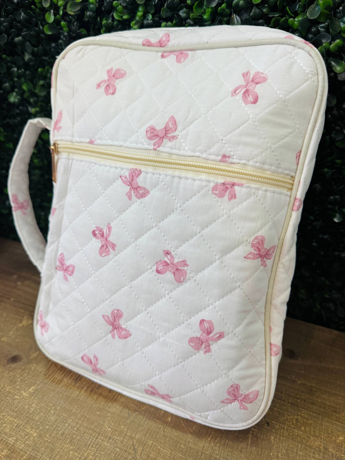 Pink & White Bow Quilted Bible Cover